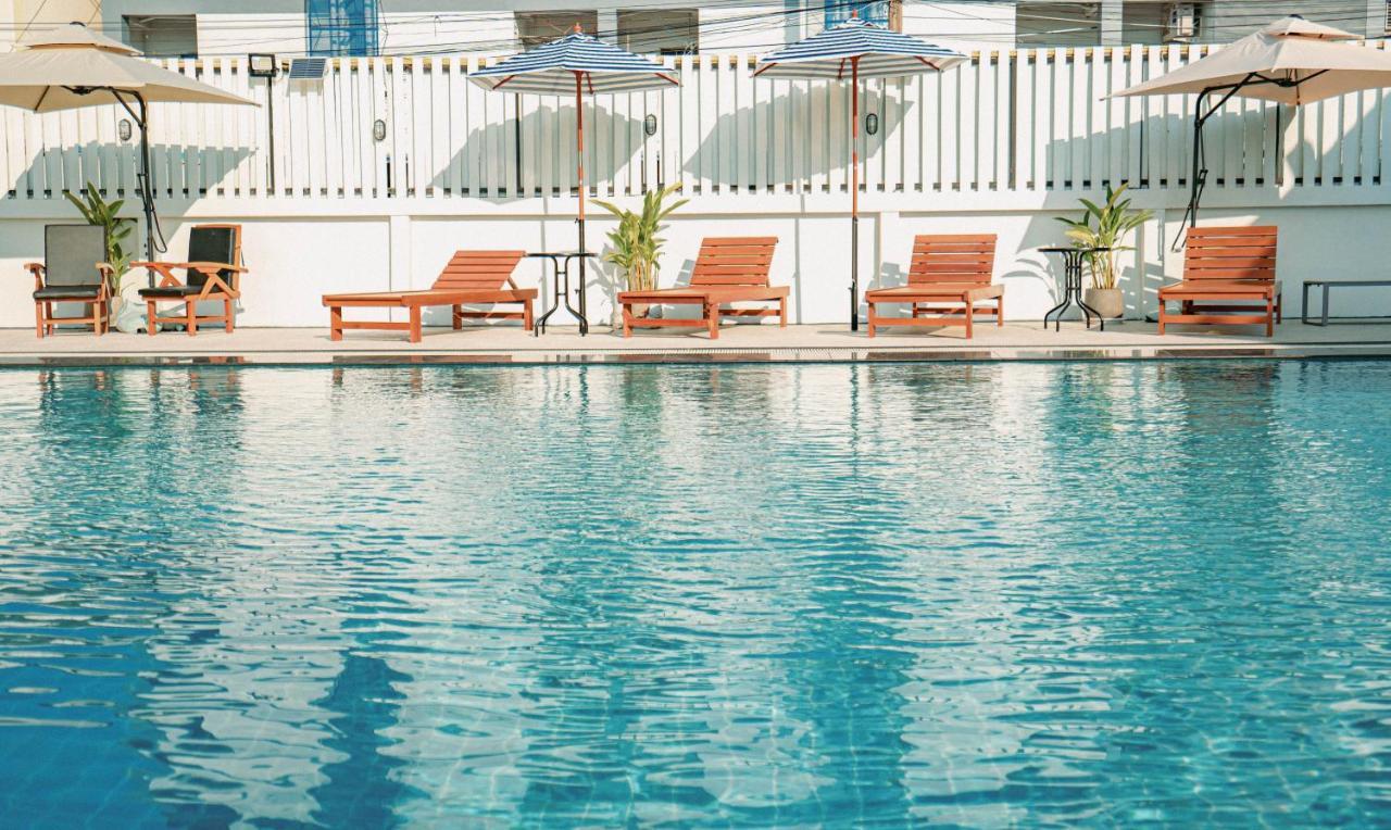 Blue Sky Residence Airport Ban Bang Phli Yai Exterior photo