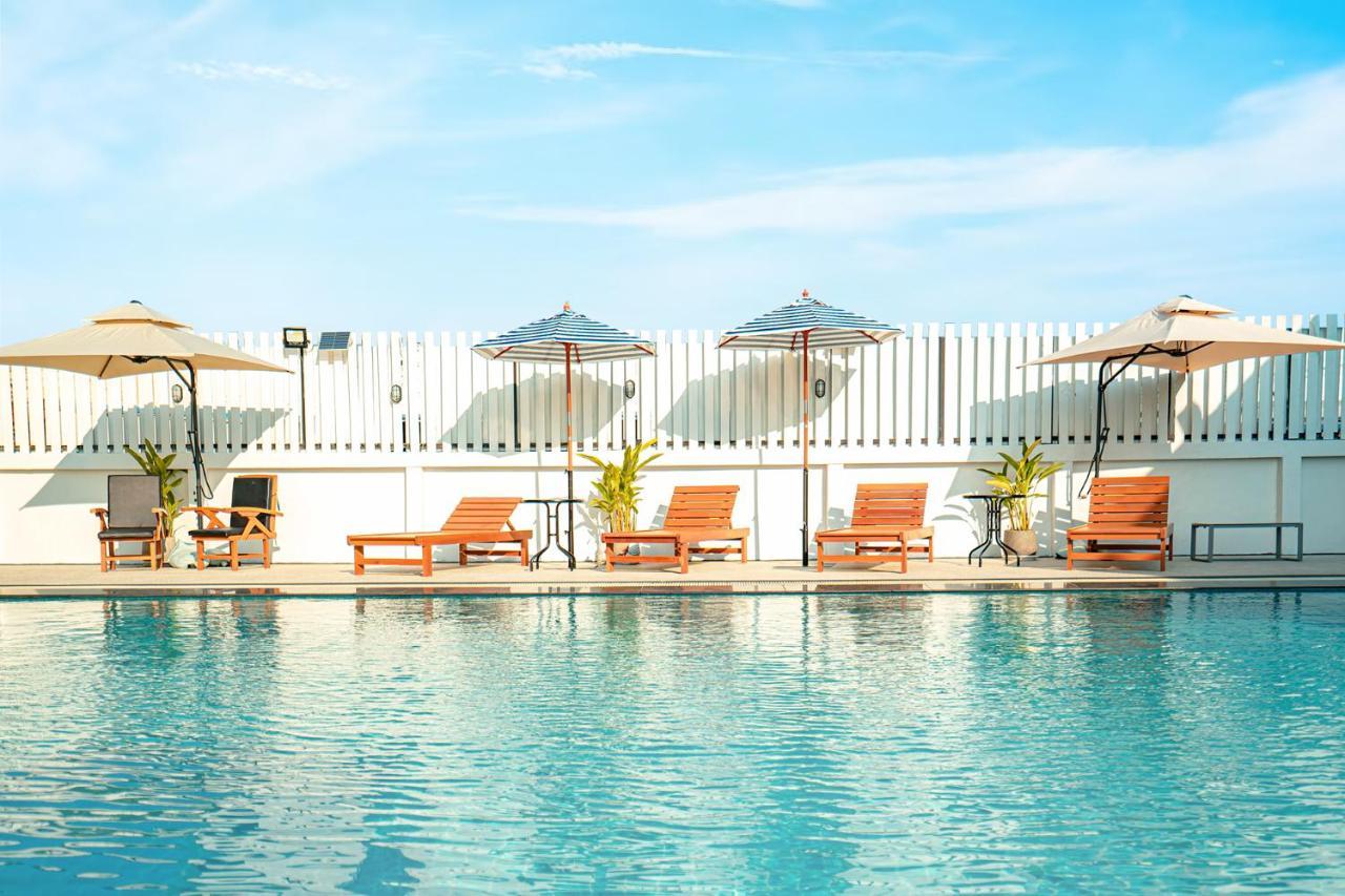 Blue Sky Residence Airport Ban Bang Phli Yai Exterior photo
